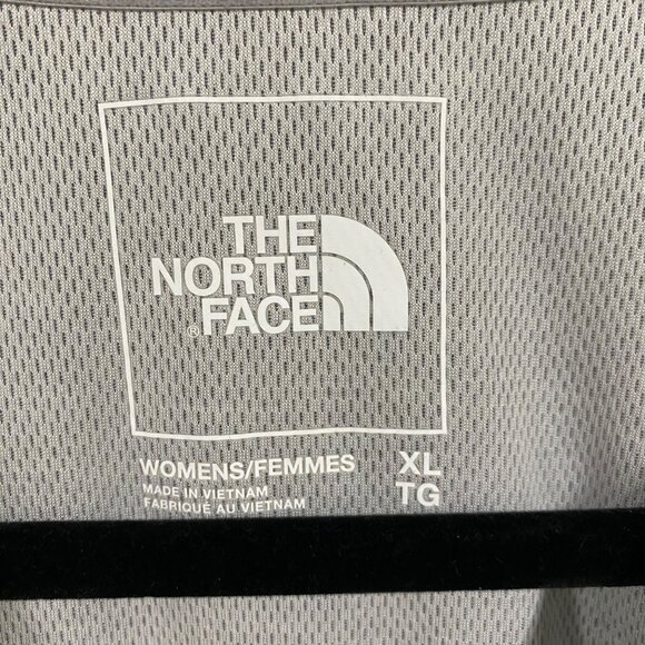 The North Face Vyrtue Boxy‎ Crop Gray Top Size XL - Picture 3 of 8